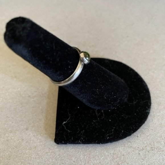 Dainty Peridot Stackable Ring Sterling Precious Stone Ring Size 5.75 - Picture 3 of 10